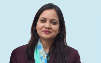 स्वास्थ्यमन्त्री जिल्ला अस्पताल निरीक्षणमा