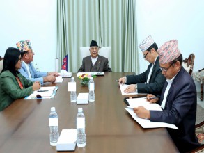 प्रधानमन्त्रीसँग उपनिर्वाचनबारे आयोगको परामर्श