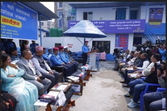 नयाँ बसपार्कमा पुन:निर्मित ट्राफिक कार्यालय भवनकाे उद्‌घाटन