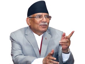टेरेसेस रिसोर्टमा लडे  प्रचण्ड