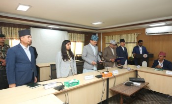 सभामुखसमक्ष प्रतिनिधिसभा सचिवको शपथ