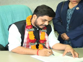 श्रमिक दिवसको अवसरमा मन्त्री यादवद्वारा तीन वटा घोषणा