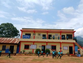 सामुदायिक विद्यालय अभिभावक तथा विद्यार्थीको रोजाइमा