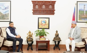 परराष्ट्रमन्त्रीसँग अतिरिक्त सचिव महावरको शिष्टाचार भेट