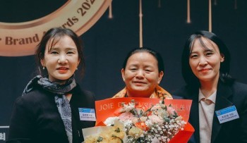 सियोलमा नेपाली राजदूत डा तुम्बाहाङफे सम्मानित