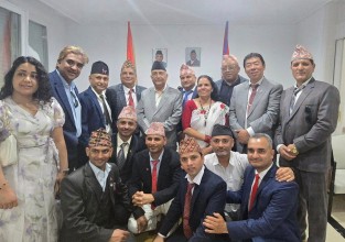 प्रधानमन्त्रीसँग प्रवासी नेपाली मञ्चको अन्तरक्रिया : स्वदेश फर्किएर विकास र समृद्धिमा सघाउन आग्रह