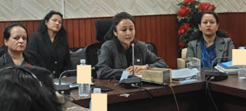 मानव बेचबिखनविरुद्धको नयाँ नीति कार्यान्वयन गर्न मन्त्री श्रेष्ठको निर्देशन