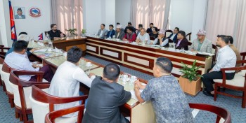 तत्काल सडक सञ्जाल विस्तार र विस्थापितलाई अस्थायी बसोबासको व्यवस्था गर्न बाढीप्रभावित क्षेत्रका स्थानीय जनप्रतिनिधिको माग