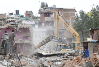 धोबीखोला ‘करिडोर’का पक्की घर भत्काउन थालियो