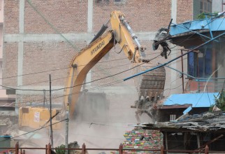 स्वयम्भू, बालाजु र देवीनगरका अतिक्रमित वस्ती हटाइँदै