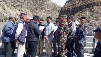 पूर्वाधारमन्त्री लम्साल कोरला सडकको निरीक्षणमा