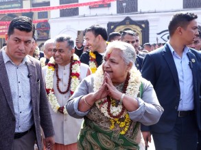 प्रधानमन्त्रीद्वारा पशुपतिनाथको दर्शनसहित रुद्राभिषेक पूजा