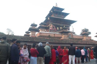 महानवमीका दिनमात्र खुल्ने तलेजु भवानीको मन्दिर दर्शन गर्न भक्तजनको घुइँचो [फोटो फिचर]