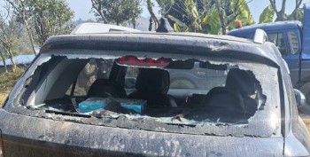 रास्वपाका सदस्य परियारकाे सवारीमा तोडफोड