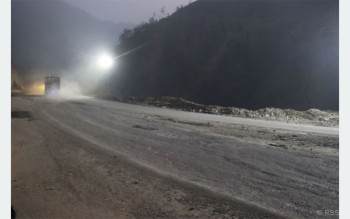 तुइन खोलाको पहिरोमा ‘फ्लड लाइट’ जडान