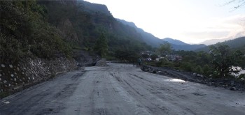 मार्ग खुलेको १८ वर्षपछि सडक स्तरोन्नति
