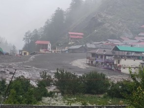 भारतको उत्तराखण्ड बाढीमा १७ नेपाली बेपत्ता