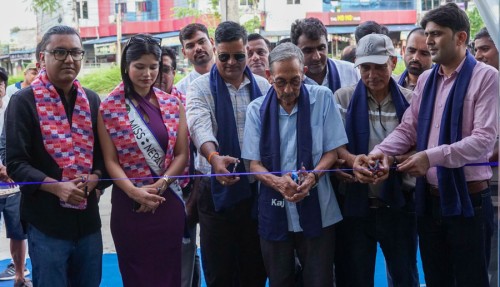 कोशी प्रदेशकाे इटहरीमा कजारिया रमेश टायल्सको बजार विस्तार