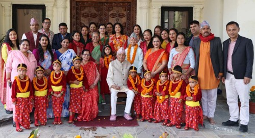 राष्ट्रपति पौडेलले गरे नौ जना कन्याको पूजार्चना