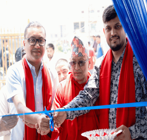 चितवनमा कजारियाकाे नयाँ शो रुम विस्तार 