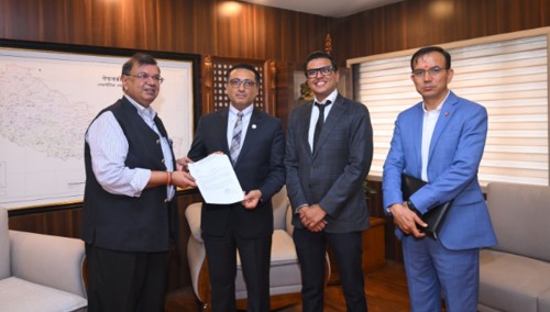 विशाल ग्रुपद्वारा बाढीपीडितका लागि २ करोड ५१ लाख रुपैयाँ सहयोग