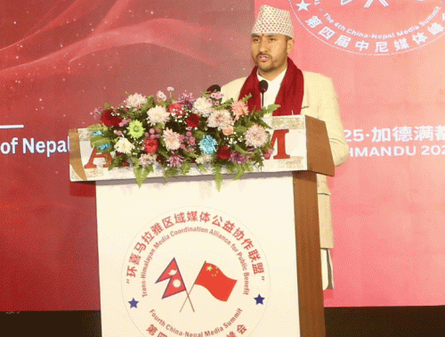 नेपाल एक चीन नीतिप्रति प्रतिवद्ध छ: सञ्चारमन्त्री खरेल