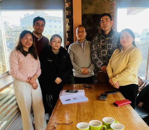 एनआरएनए अध्यक्ष श्रेष्ठको पहलमा कोरियामा समानान्तर एनसीसीबीच एकता  