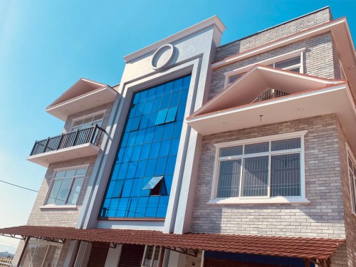 यस्तो बन्दैछ ‘पोखरा घर’