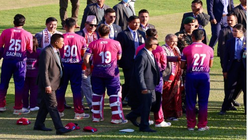 प्रधानमन्त्री कार्कीद्वारा नेपाल प्रिमियर लिगको उद्घाटन