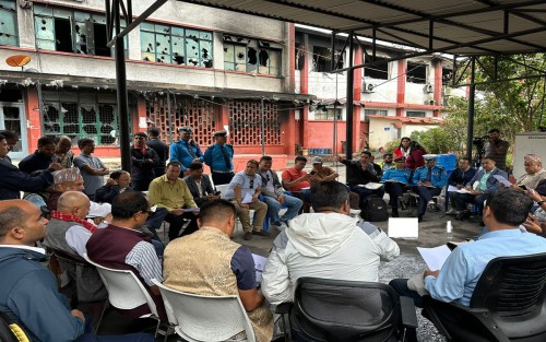 नष्ट भएका कागजातले ट्रक व्यवसायी संकटमा, सहजीकरण गर्न आग्रह