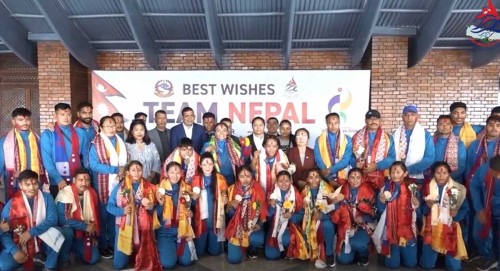 कास्य पदक विजेता महिला कबड्‍डी टोली स्वदेश फर्कियो