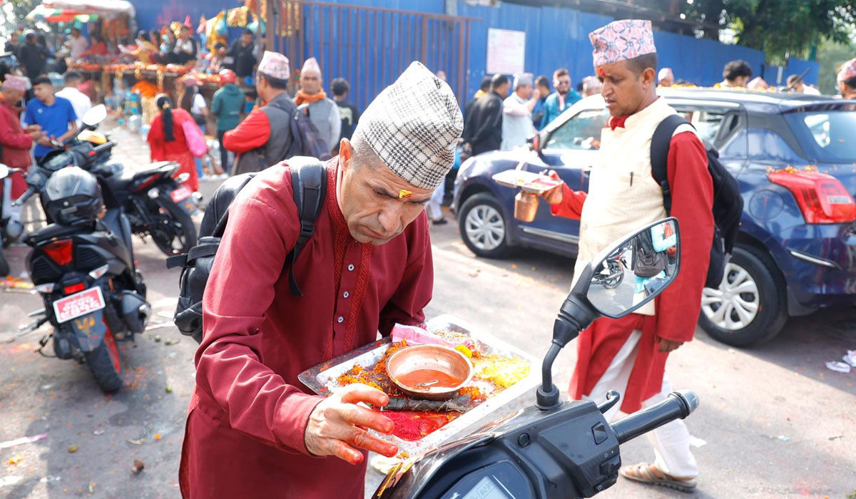 Bishworkarama-worship-8-1789636055.jpg