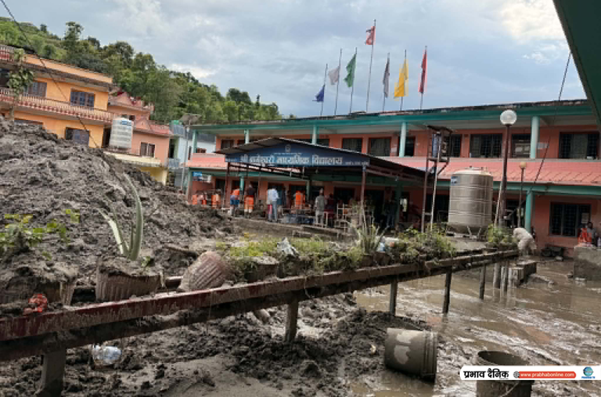 Rasuwa_Flood_clearing10-1788260836.jpg
