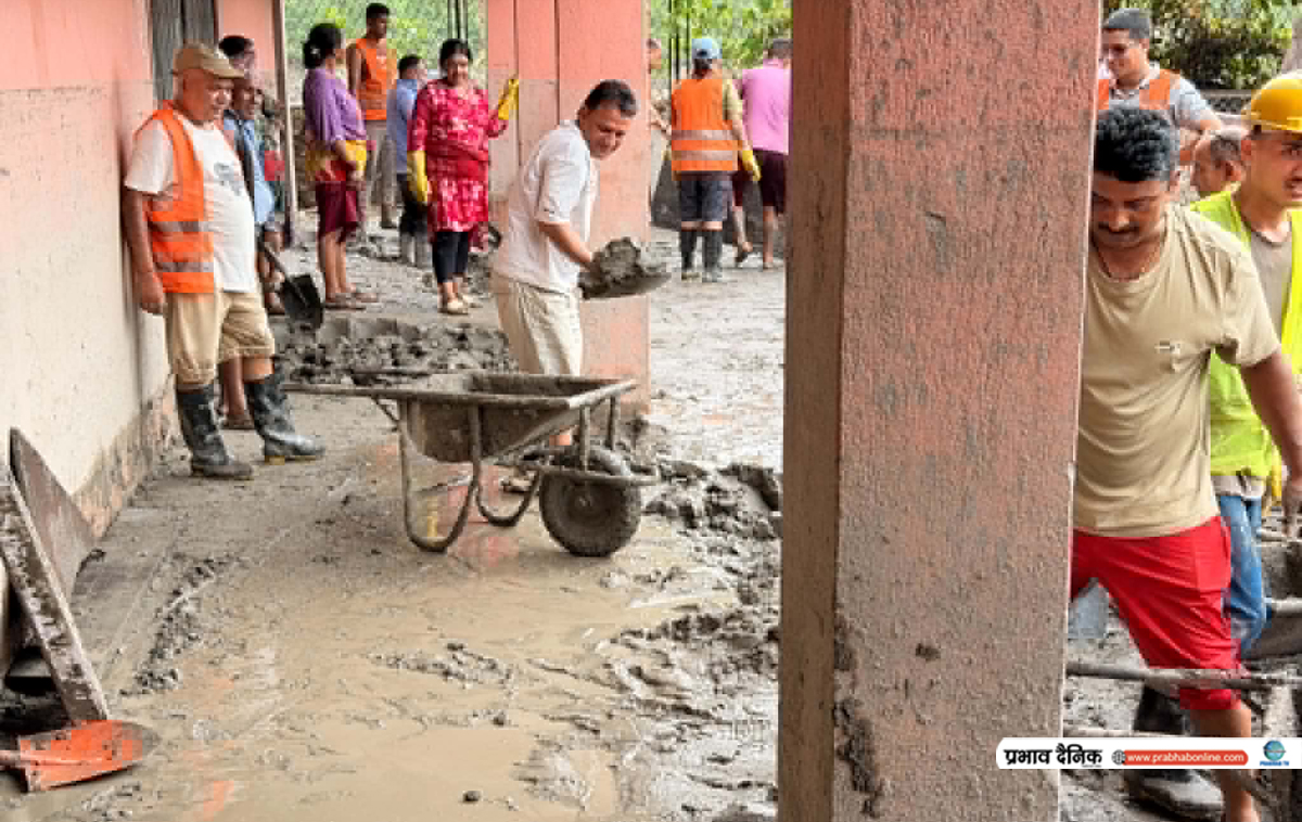 Rasuwa_Flood_clearing2-1788260830.jpg